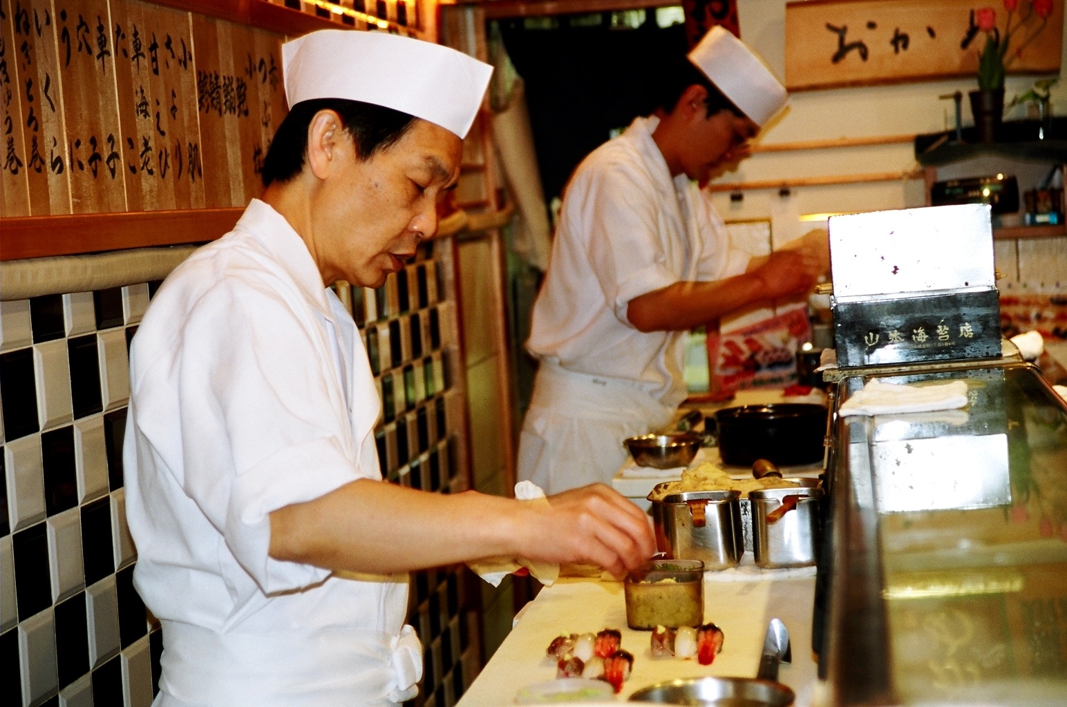 Table For One 6 Ways To Eat Alone In Japan InsideJapan Blog